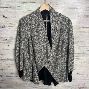 Club Monaco gray black cardigan sweater size  medium